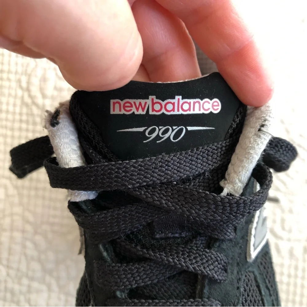 NEW BALANCE 990v3 Kids' Black Athletic Sneakers Size 11
